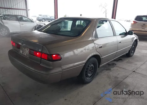 1999 Toyota Camry Le из США, поврежденный, VIN JT2BG22K8X0285306